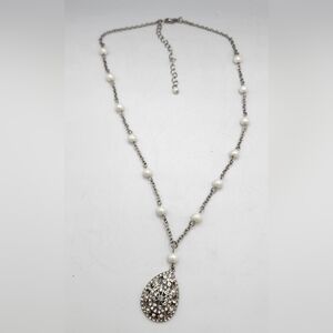 Elegant Silver Tone Rhinestone Teardrop Pendant Necklace Faux Pearl 17.5" 3" Ext